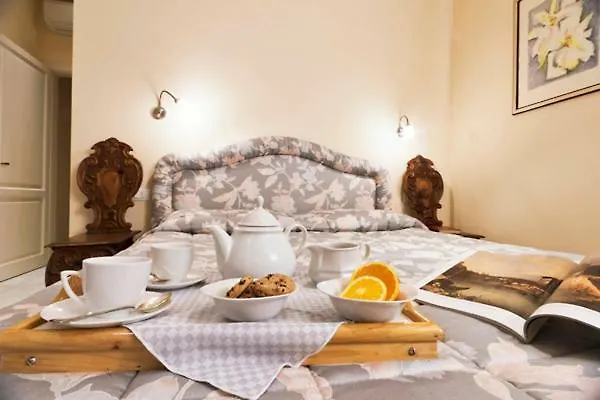 פירנצה Via Dei Fossi Apartment