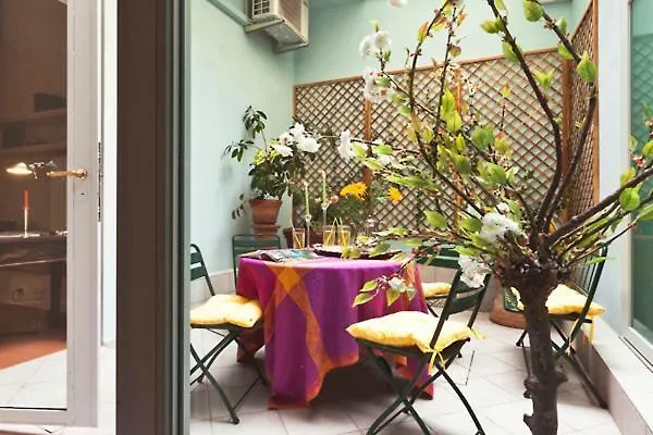 פירנצה Via Dei Fossi Apartment איטליה